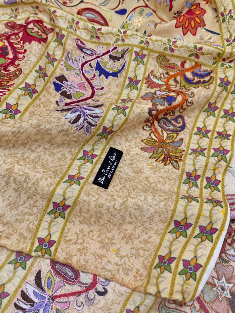 Estola Beige Bordado Floral (4)